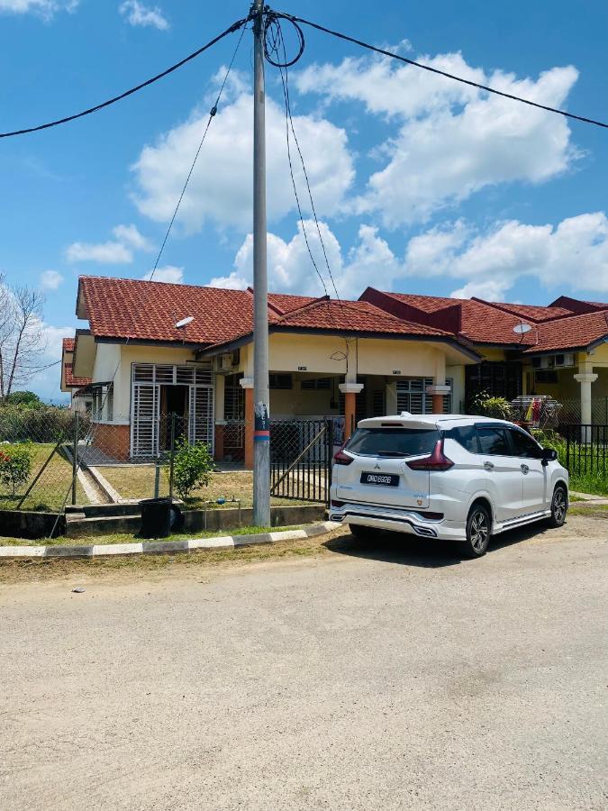 Lh Homestay Bandar Utama Gua Musang Exterior photo